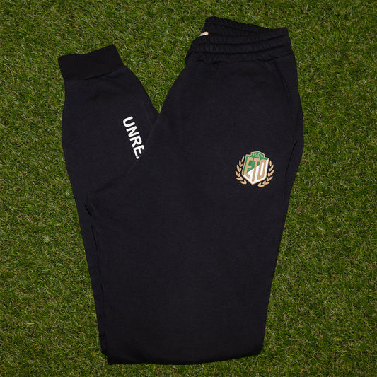 ETO × UNREAL Jogger Nadrág Fekete