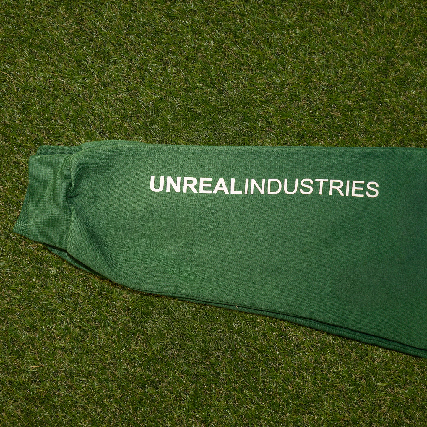 Limited Edition ETO × UNREAL Jogger Nadrág Zöld