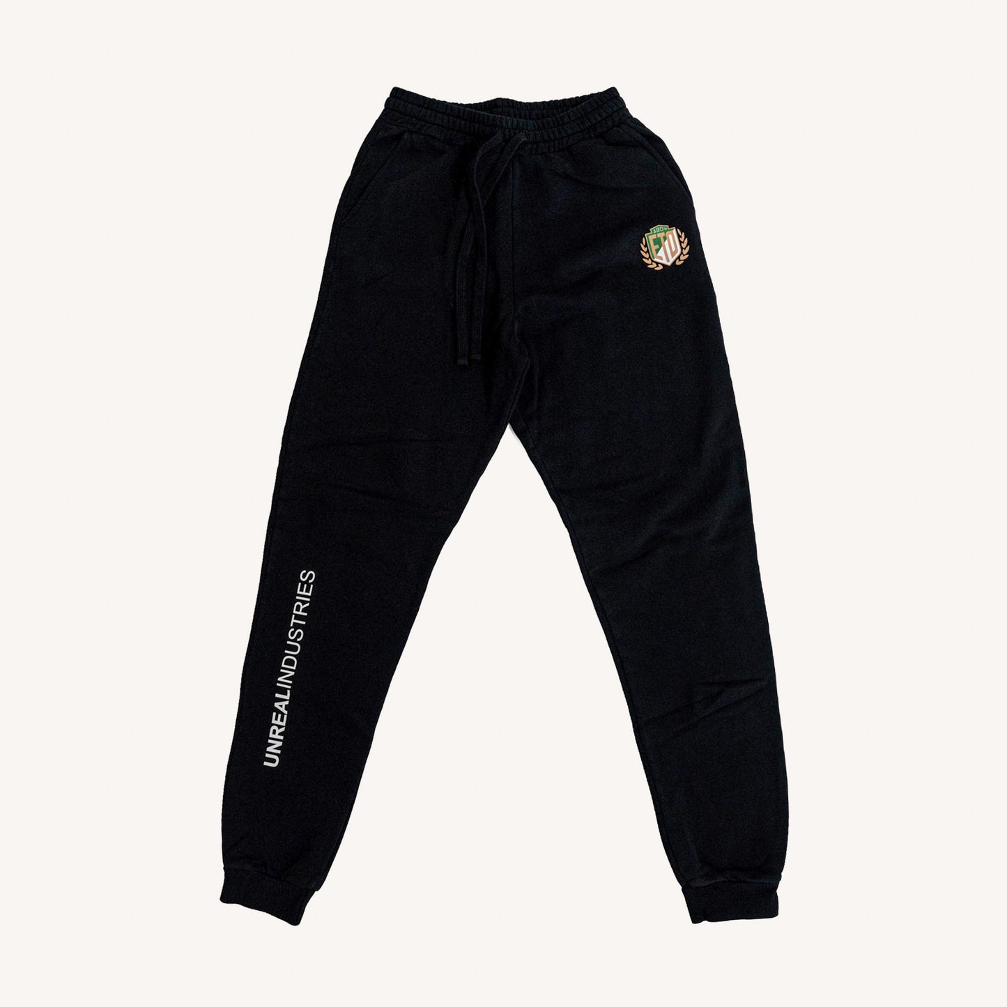 ETO × UNREAL Jogger Nadrág Fekete